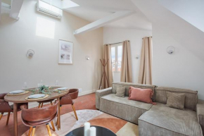 Apartement Montaigne George V by Studio prestige